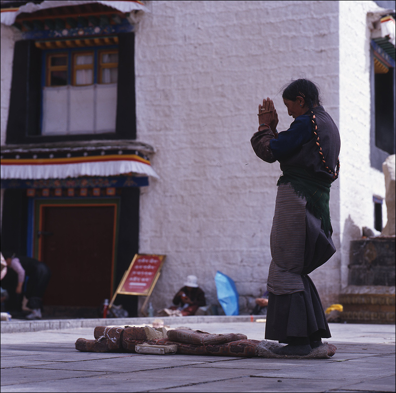 tibet3150up.jpg