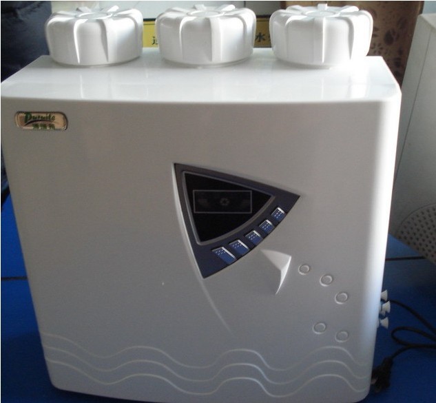 孝敬老人关爱健康美国浦瑞特净水器在行动年终10台机器大奉送