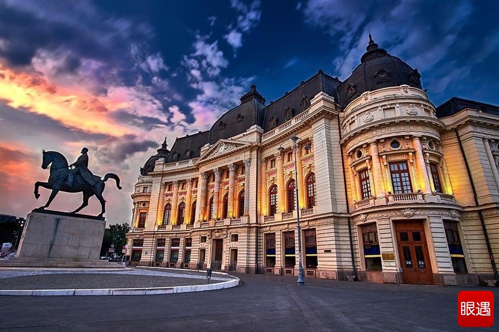 中东欧十六国文化风景,面纱下的精致容颜