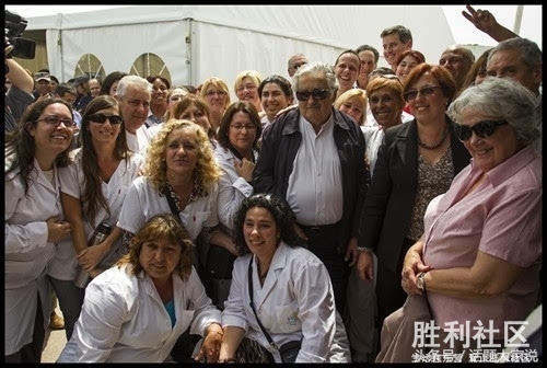 东营_世界最穷总统和世界最富总统的对比,你难